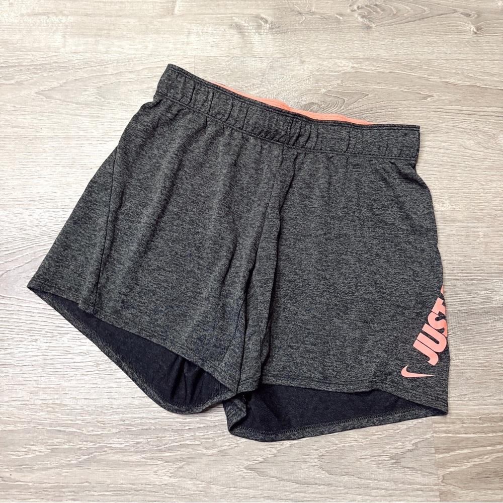 •NIKE• SHORTS